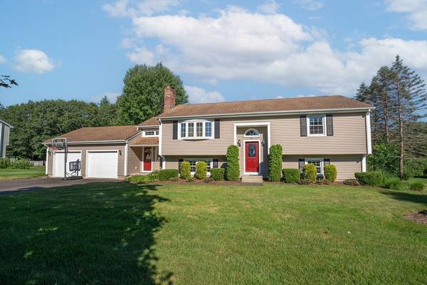 47 Deer Run Road, West Springfield, MA 01089