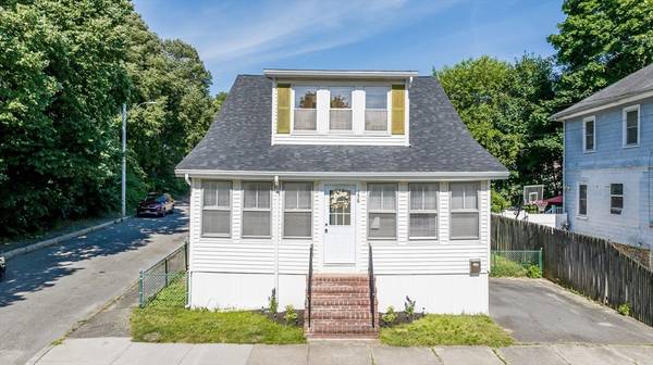 158 Bullock St, New Bedford, MA 02740