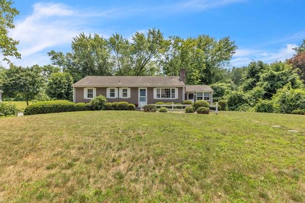 Wilbraham, MA 01095,8 Primrose Lane