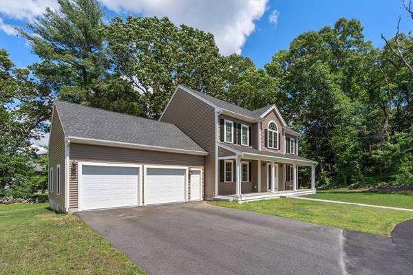 Randolph, MA 02368,5 Cherry Cir