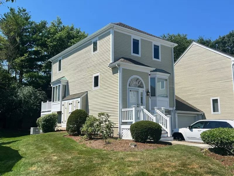 81 Abington Rd #81, Danvers, MA 01923