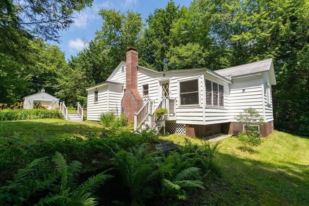 Chesterfield, MA 01012,8 Antin Rd