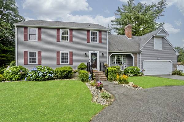 75 Tanglewood Dr, East Longmeadow, MA 01028