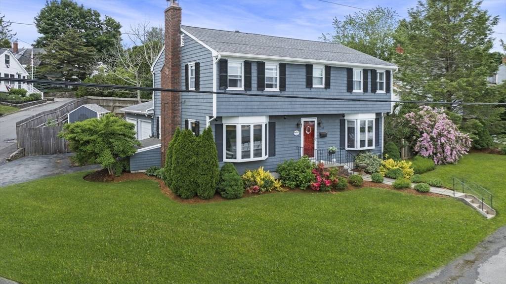 13 Naugus Avenue, Marblehead, MA 01945