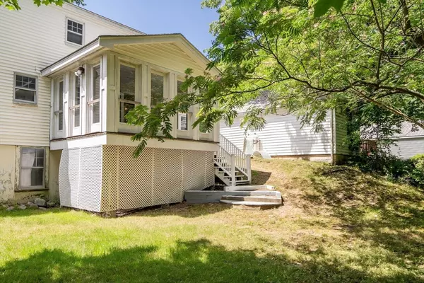 Andover, MA 01810,17 Beech Cir