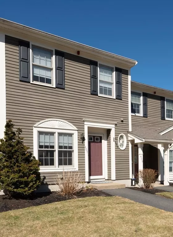 19 Garden St #407, Danvers, MA 01923