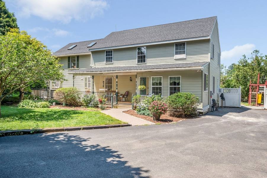 12-R Bayberry Ln, Beverly, MA 01915