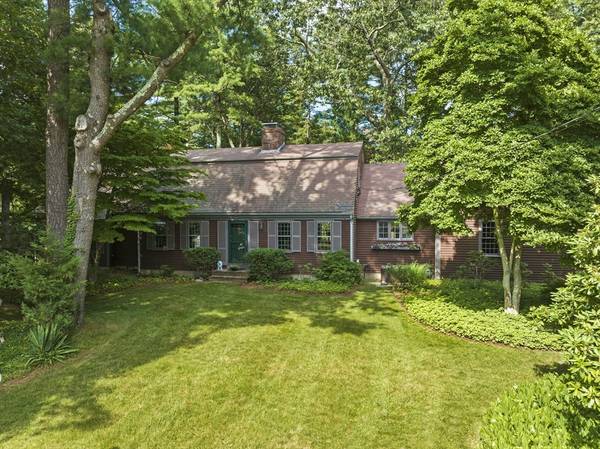 53 Arrowhead Rd,  Duxbury,  MA 02332