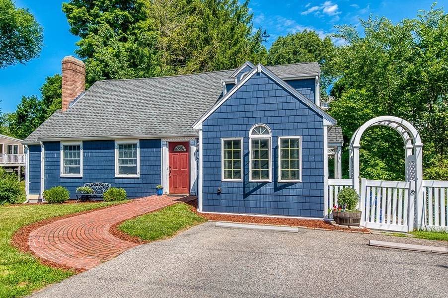 51 Dwight Street, Dedham, MA 02026