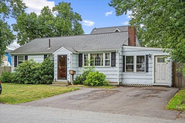 8 Grant St Ext, Framingham, MA 01702