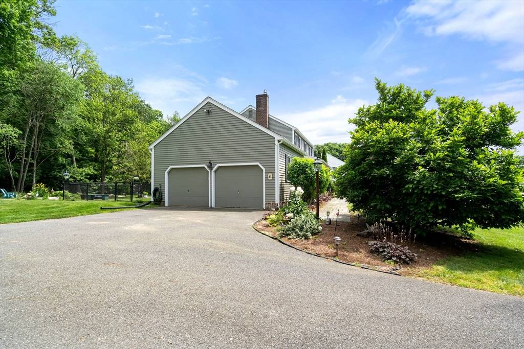 Bellingham, MA 02019,19 Bellstone Drive