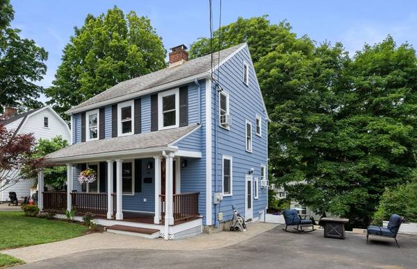 10 Parkview Road, Reading, MA 01867