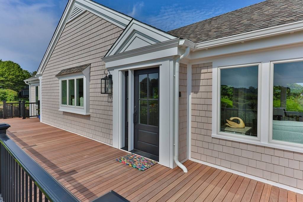 Chatham, MA 02633,127 Christopher Harding La