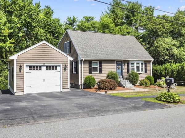 89 Rosewood Ave., Billerica, MA 01821