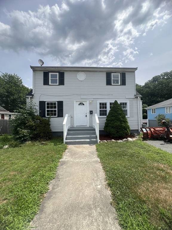 27 Oakdale St, Brockton, MA 02301