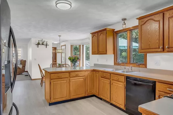 Chelmsford, MA 01824,26 Shedd Lane