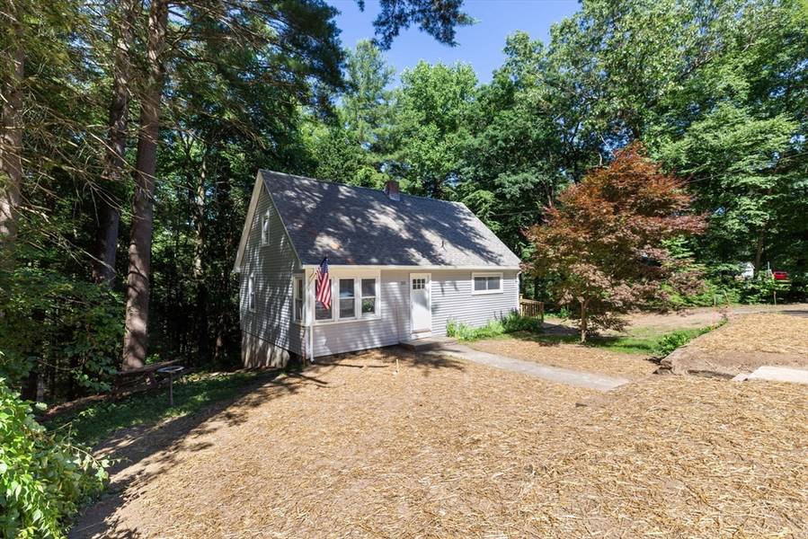 155 Loudville Rd, Easthampton, MA 01027