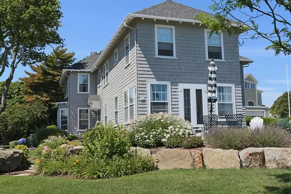 308 Ocean Ave, Marblehead, MA 01945