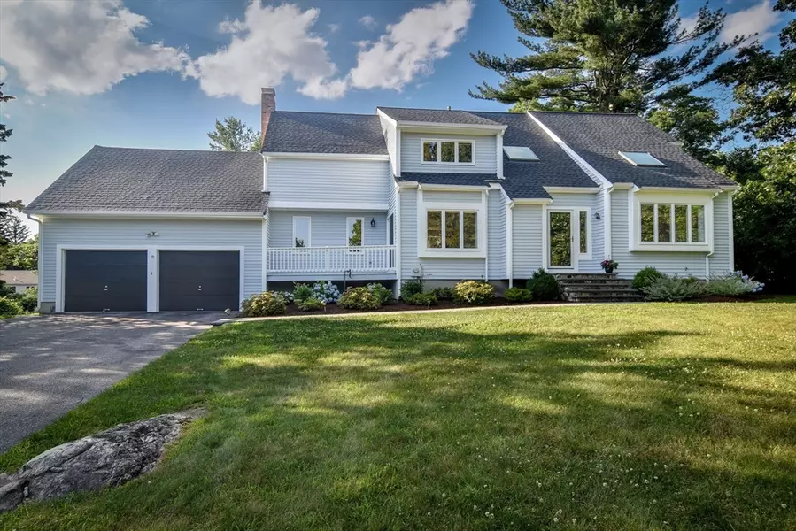 19 Gibbs Valley Path, Framingham, MA 01701