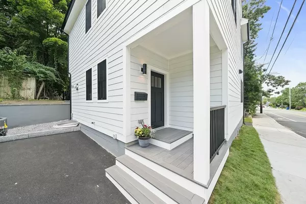 961 Walnut Street, Newton, MA 02461