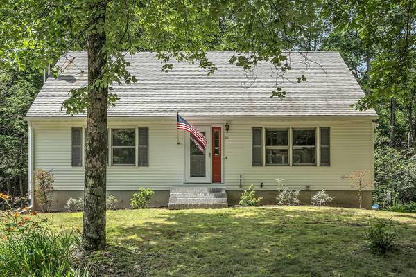 10 Hale Rd, Hubbardston, MA 01452