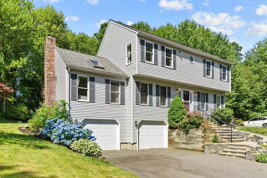 46 Meadow Ln, Grafton, MA 01536