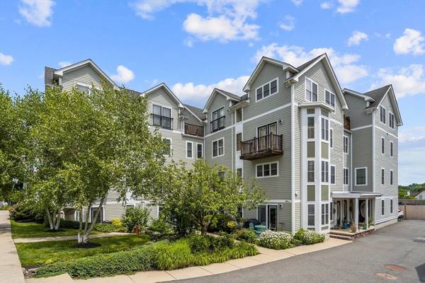 25-27 Taft Hill Terrace #2, Boston, MA 02131