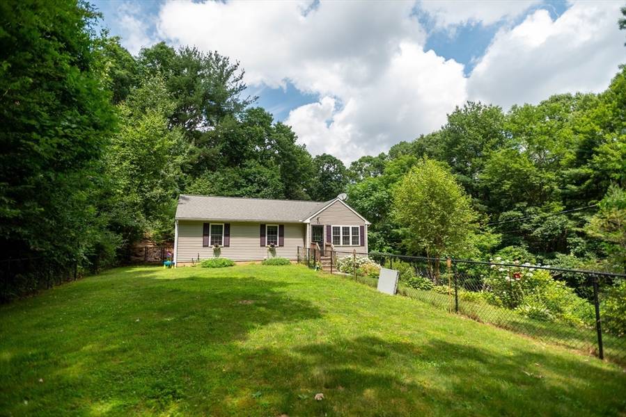 20 Mill Rd, North Brookfield, MA 01535