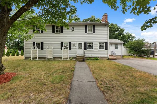 36 Palermo St, Methuen, MA 01844