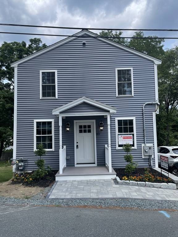 83 Bow St, Saugus, MA 01906