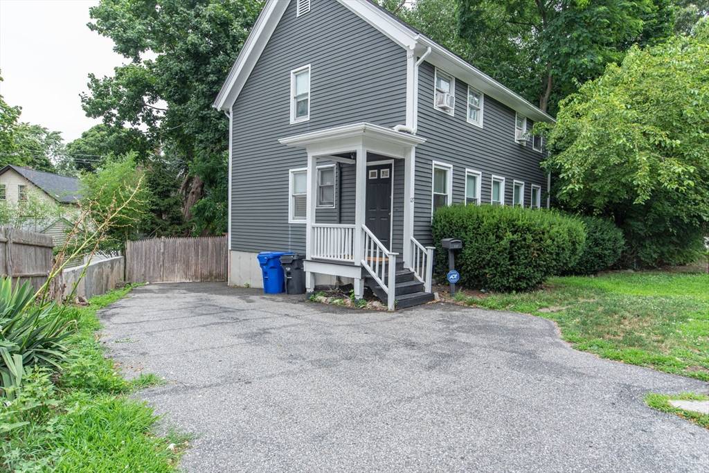 Pawtucket, RI 02860,127 Pidge Ave
