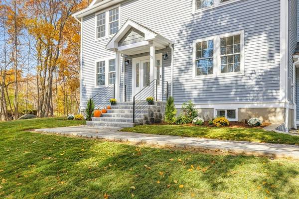 55 Belknap St, Westborough, MA 01581