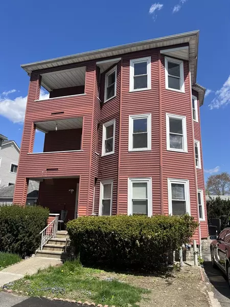 143 Pilgrim Ave #2, Worcester, MA 01604