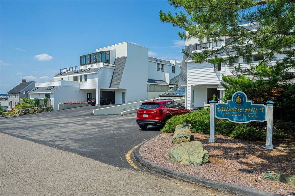 Hull, MA 02045,43 Oceanside Drive #43
