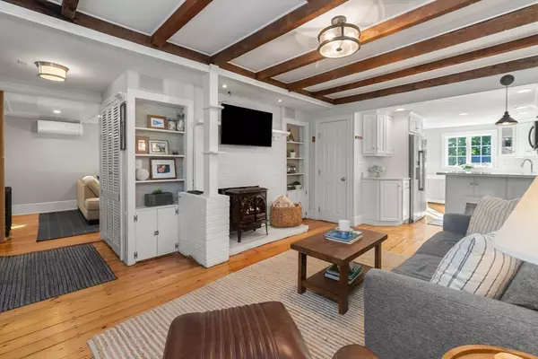 Newburyport, MA 01950,37 Olive St