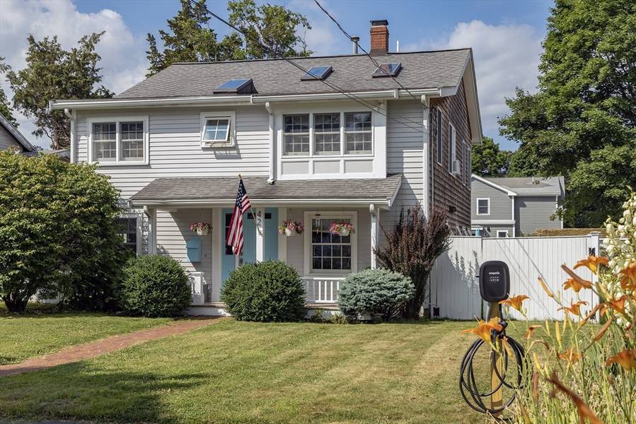 42 Kimball Beach Rd, Hingham, MA 02043