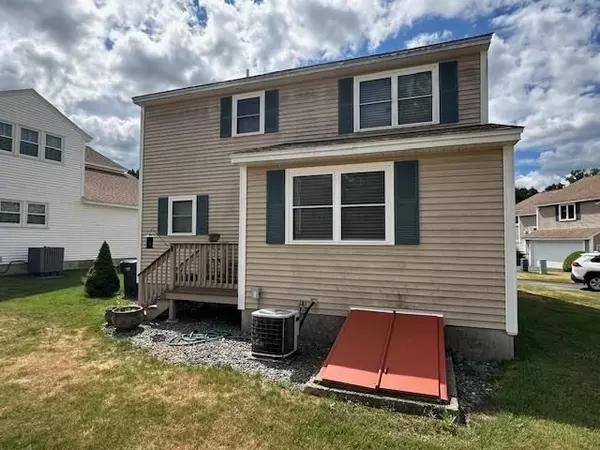 Nashua, NH 03063,9 Brussels Dr #9