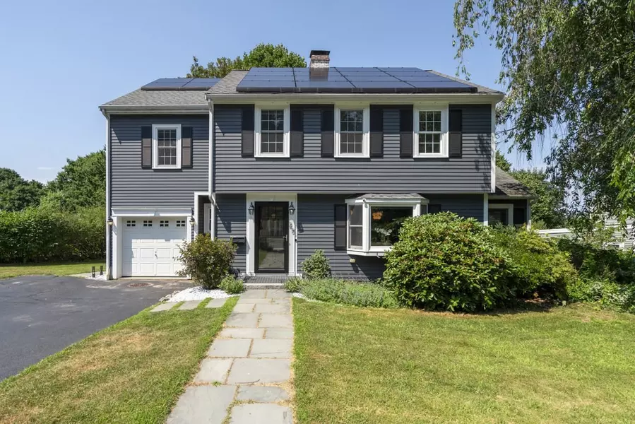 25 Taft Ave, Lexington, MA 02421