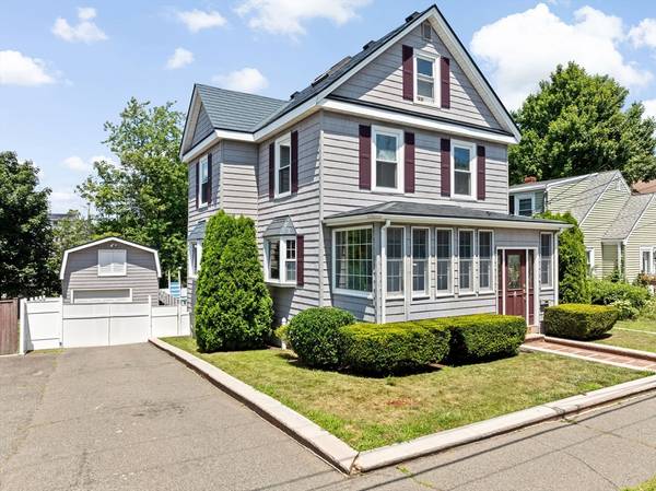 4 Hurd Ave, Saugus, MA 01906