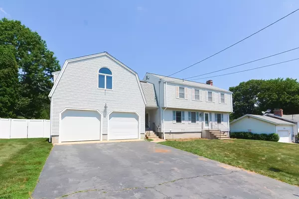 Milford, MA 01757,10 Allen Road