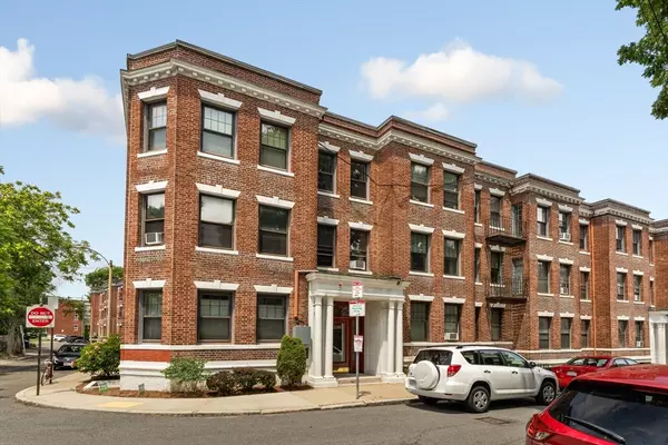 116 Sutherland Rd #1A, Boston, MA 02135