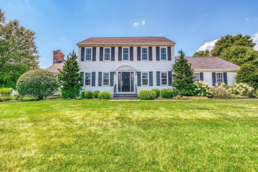 60 Charles Ave, Uxbridge, MA 01569