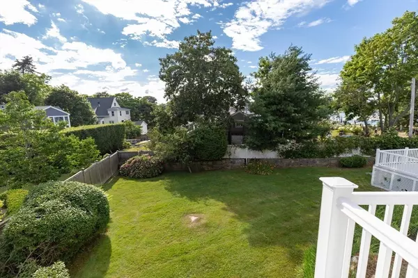 Gloucester, MA 01930,281 East Main St