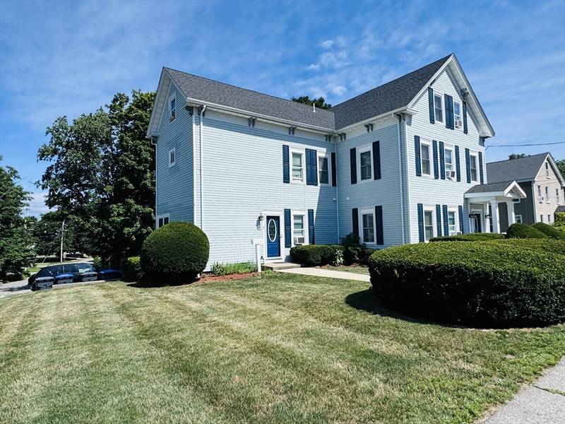 15 Spring St, Westborough, MA 01581