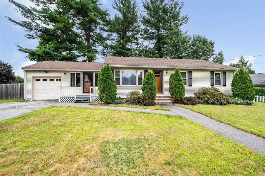 85 Harold Ave, Dracut, MA 01826