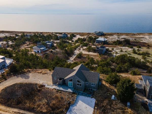 25 Great Hills Rd, Truro, MA 02666