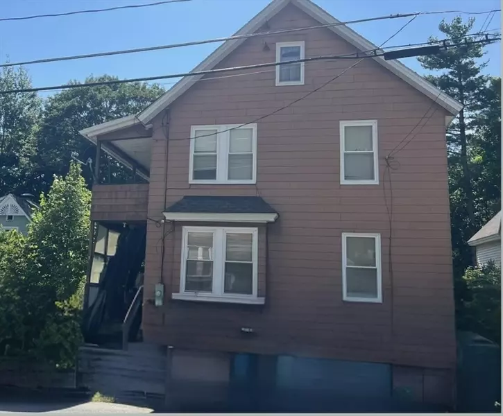 154 Marshall St, Fitchburg, MA 01420