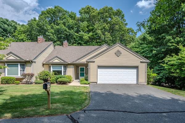 31 Tabor Xing #31, Longmeadow, MA 01106