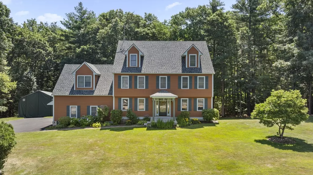 Groveland, MA 01834,5 Evergreen Ln