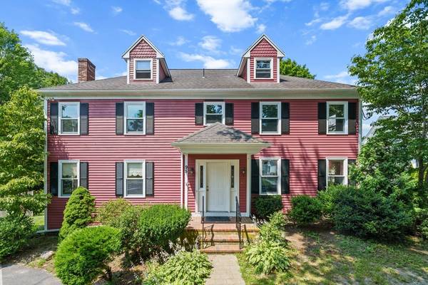 95 Harvard St, Whitman, MA 02382